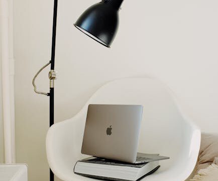 Ergonomia krzeseł do sypialni – wygoda, komfort, trendy 2026